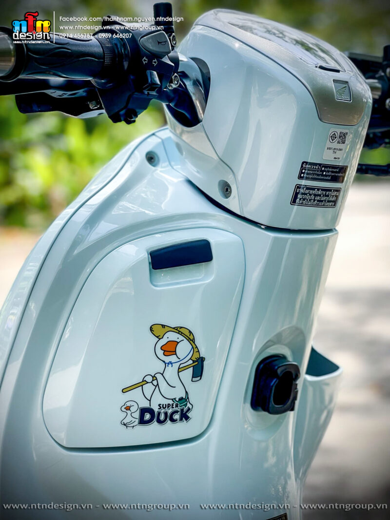 Scoopy Super Duck
