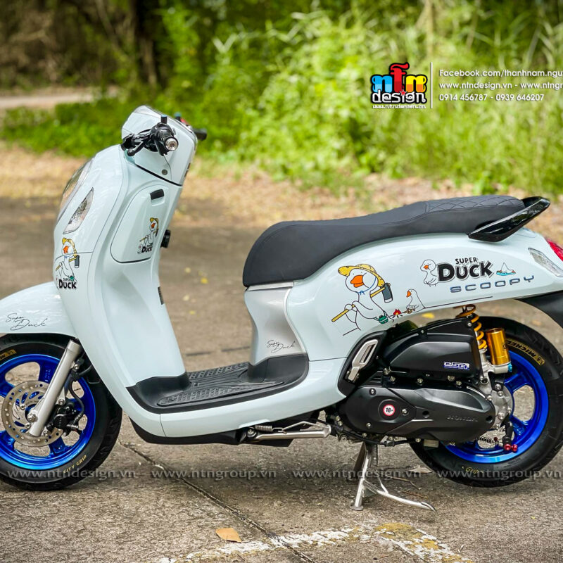 Scoopy Super Duck