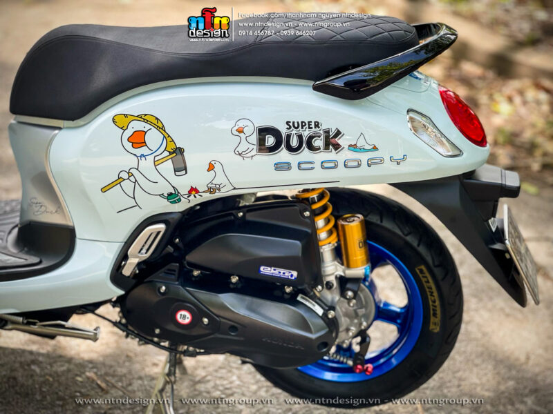 Scoopy Super Duck